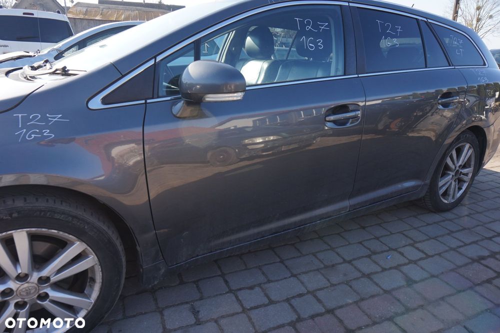 DRZWI PRZEDNIE LEWE AVENSIS III T27 PH1 KOMBI 1G3  SZARY TOYOTA 2009-2011 - 4