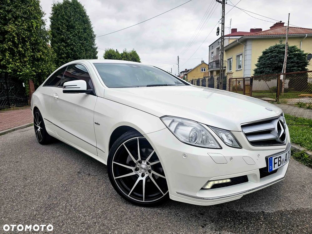 Mercedes-Benz Klasa E 250 BlueEFFICIENCY 7G-TRONIC Avantgarde - 3