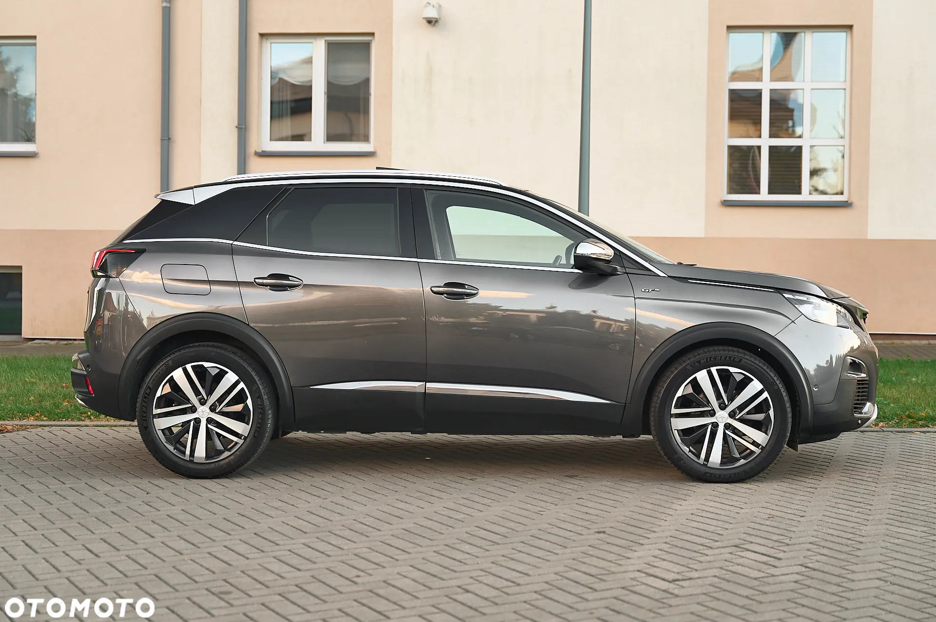Peugeot 3008 2.0 BlueHDi GT S&S EAT8 - 13