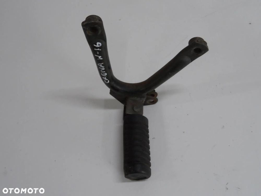 CAGIVA W 16 set, podnóżek pasażera - 8