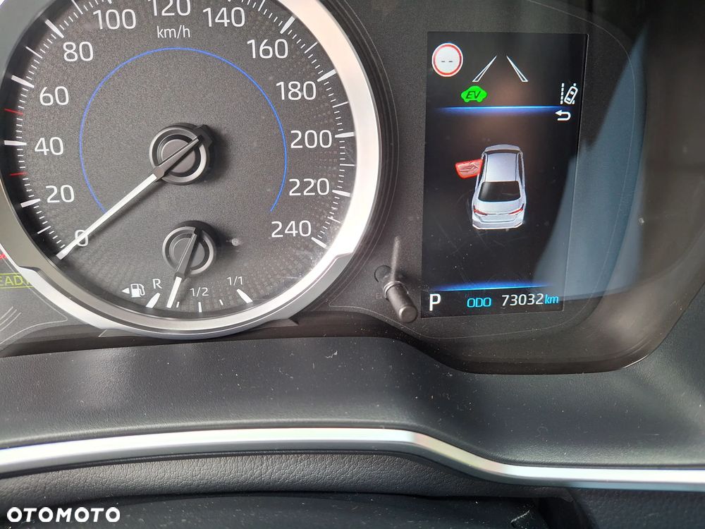 Toyota Corolla 1.8 Hybrid GPF Comfort - 23