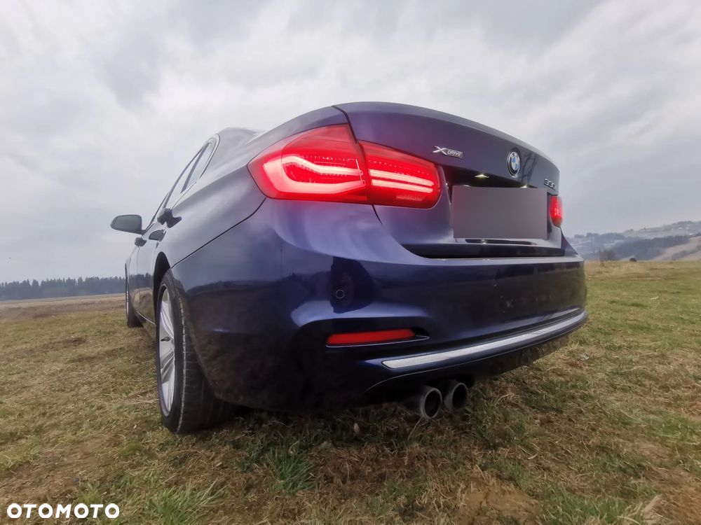BMW Seria 3 330i xDrive Luxury Line - 35
