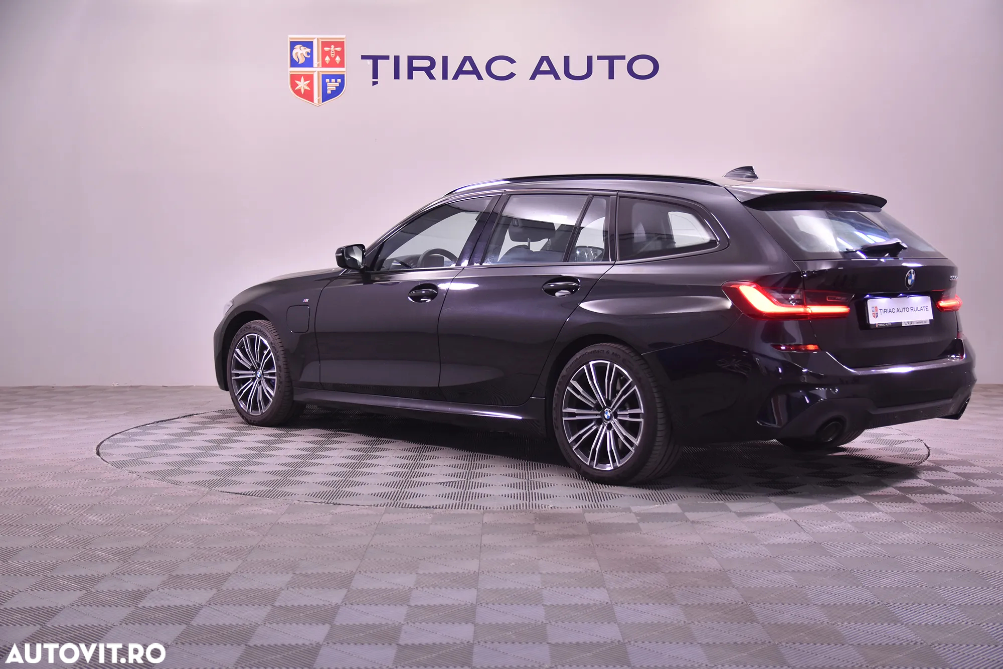 BMW Seria 3 330e Touring Aut. M Sport - 3
