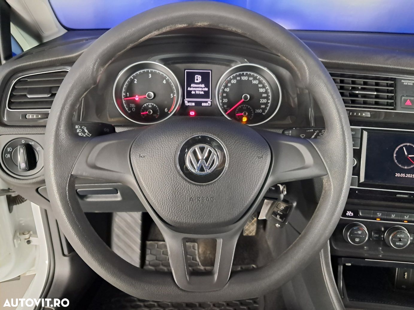 Volkswagen Golf - 3