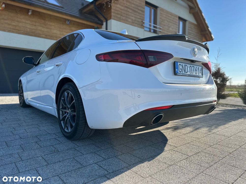 Alfa Romeo Giulia 2.0 Turbo Veloce - 6