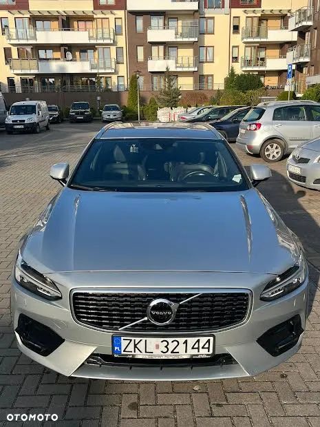 Volvo V90 D4 R-Design - 1