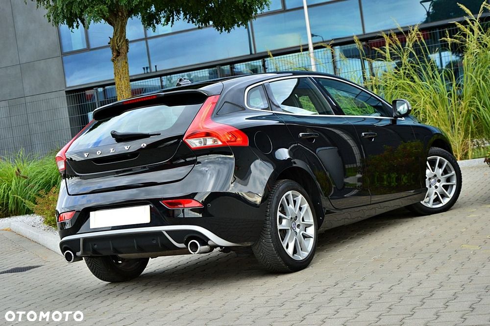 Volvo V40 D2 Drive-E R-Design Kinetic - 10