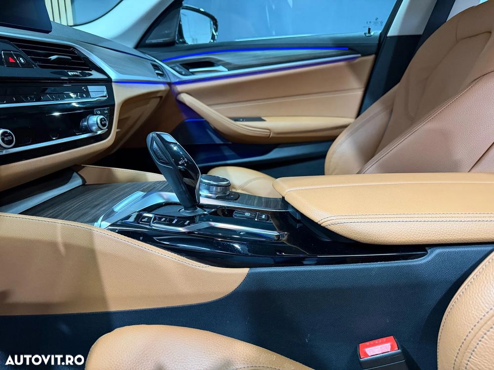 BMW Seria 5 520d Aut. Luxury Line - 20