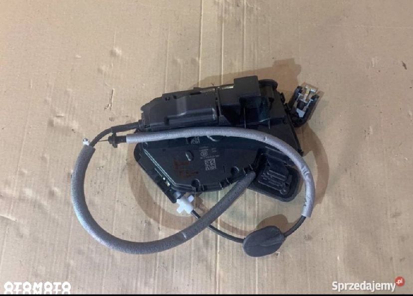 5TA839016L Zamek drzwi prawy tył vw t-roc golf VII skoda fabia III seat - 2