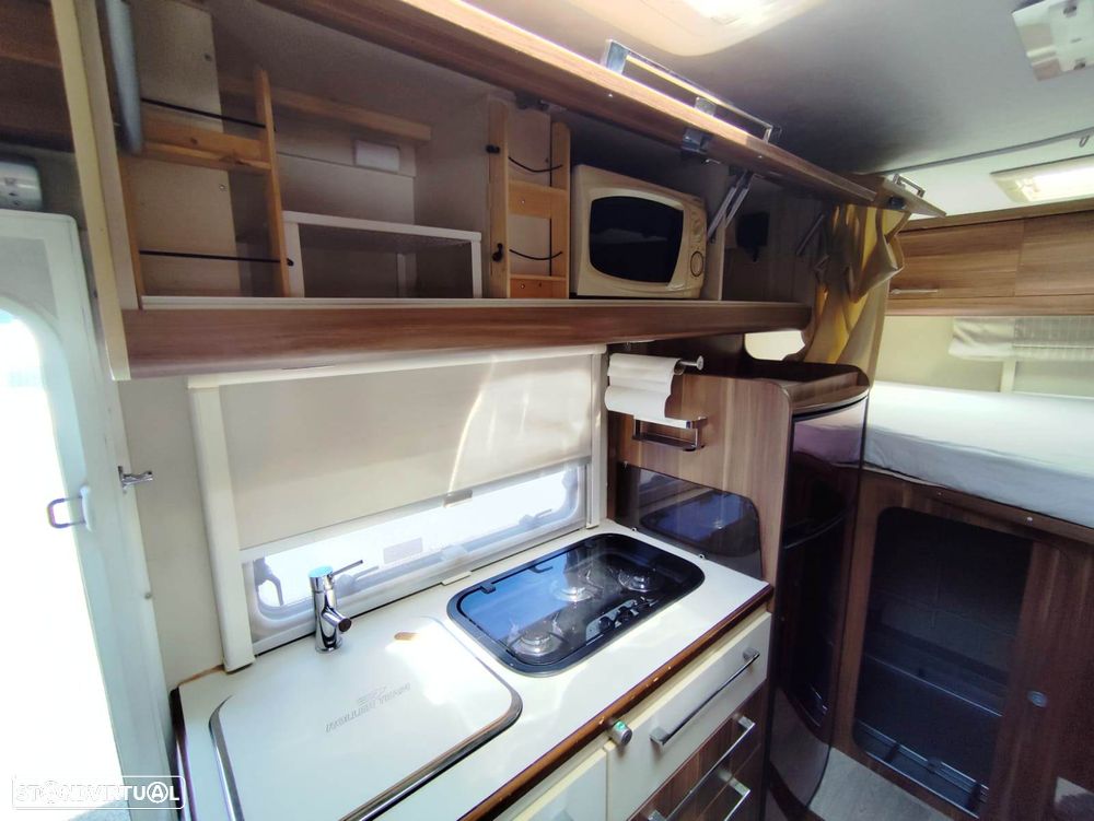 Roller Team Auto-Roller T-Line Magnifico Garage - 15