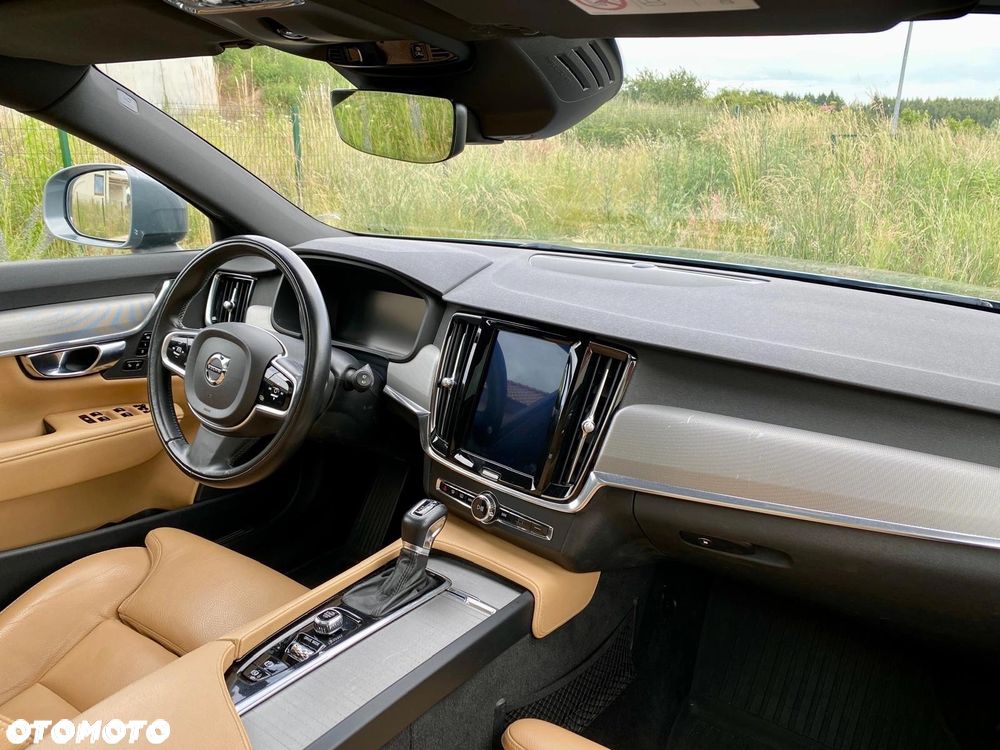 Volvo V90 Cross Country T5 AWD Pro - 21