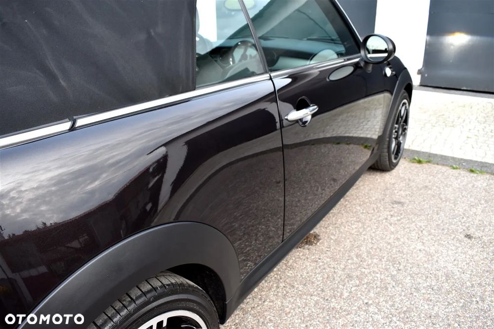 MINI Cooper Cabrio Highgate - 12