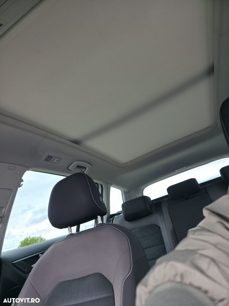 Volkswagen Golf 2.0 BlueTDI Highline - 14