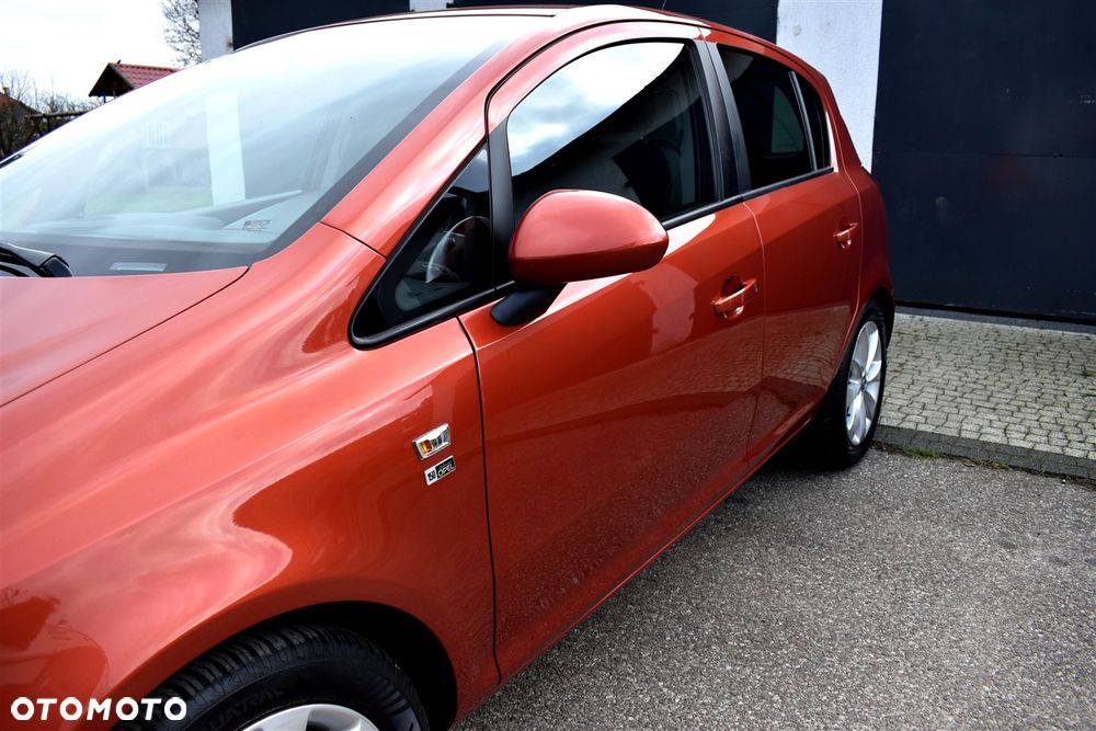 Opel Corsa 1.2 16V Innovation 110 Jahre - 4