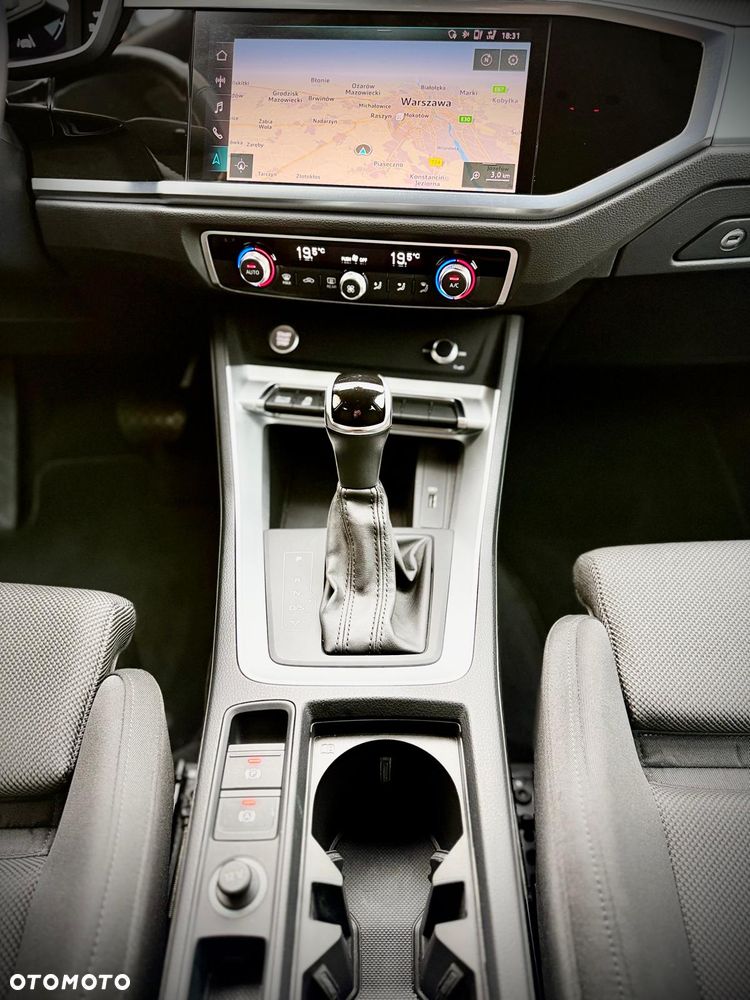 Audi Q3 40 TFSI Quattro S tronic - 33