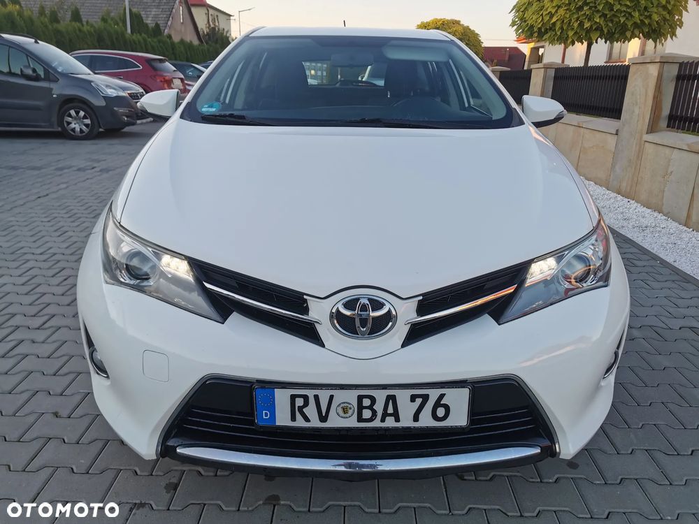 Toyota Auris - 3