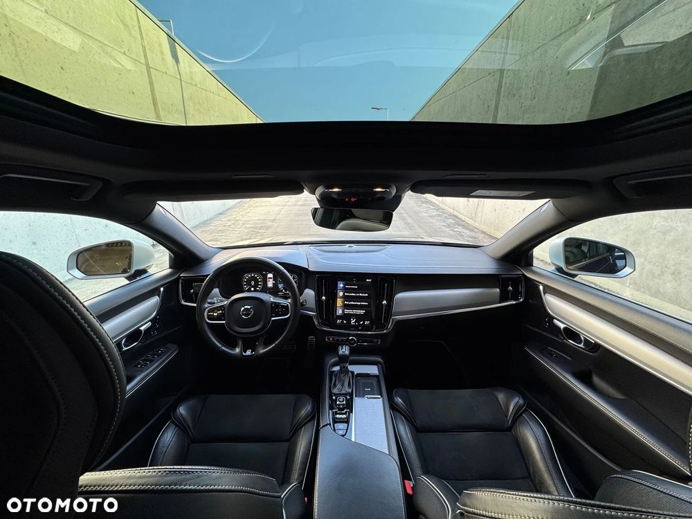 Volvo V90 T5 R-Design - 11