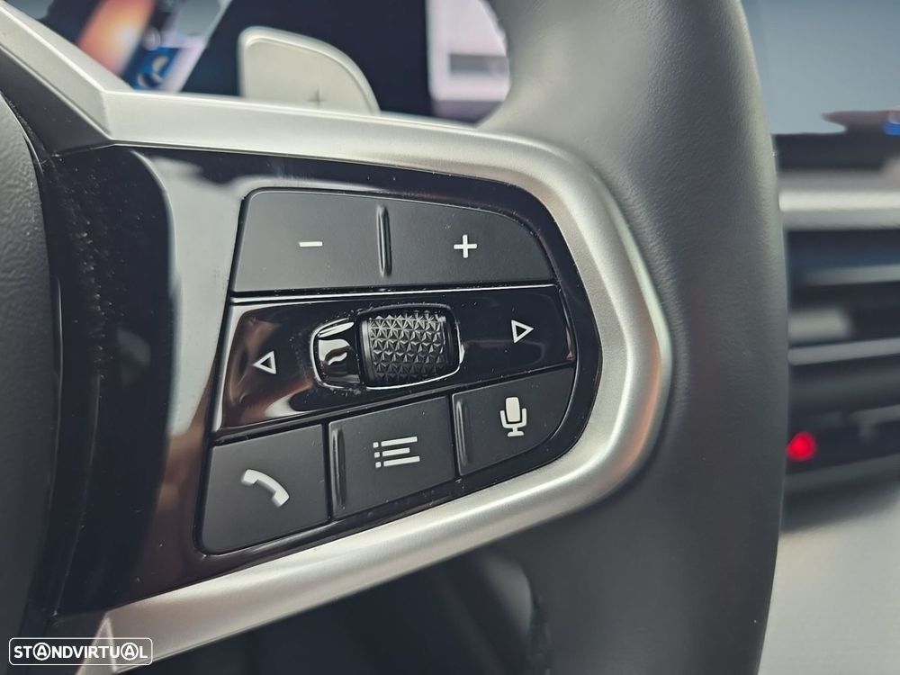 BMW 320 d Pack Desportivo M Pro Auto - 19