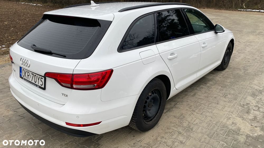 Audi A4 Avant 2.0 TDI S tronic - 4