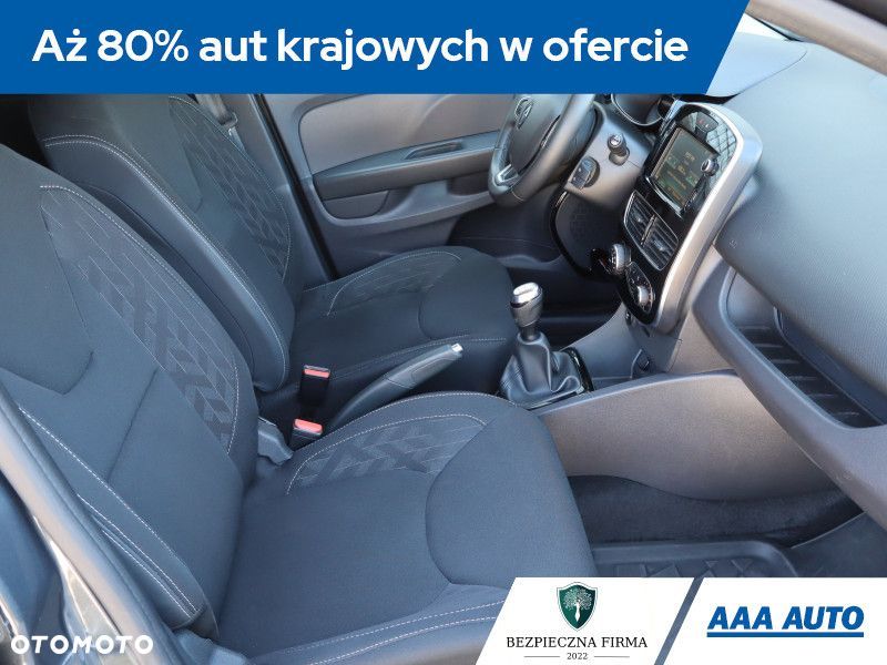 Renault Clio - 11