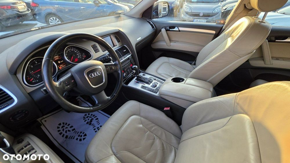 Audi Q7 - 18
