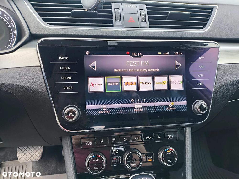 Skoda Superb 2.0 TDI 4x4 Style DSG - 21