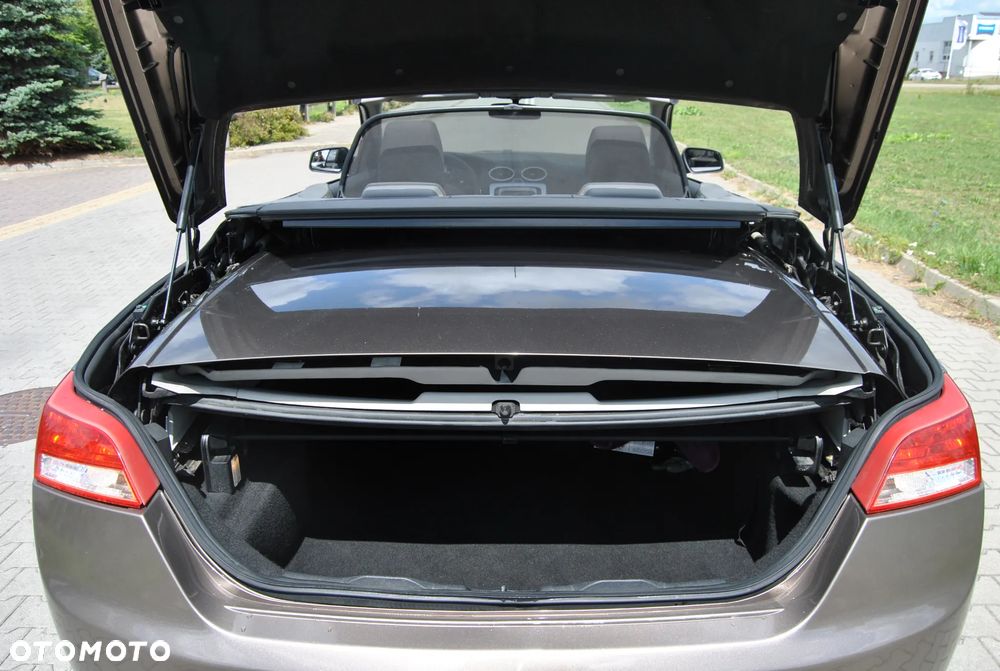Ford Focus CC 1.6 Sport - 11