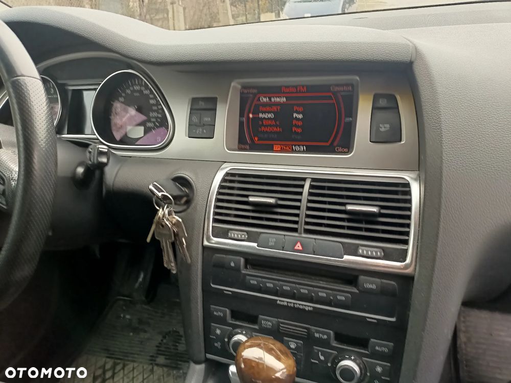 Audi Q7 3.0 TDI Quattro Tiptronic - 6