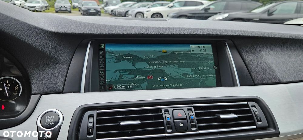 BMW Seria 5 530d Touring Modern Line - 32