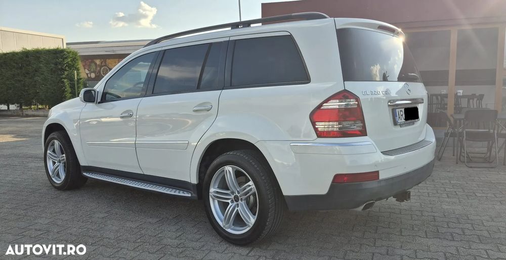 Mercedes-Benz GL - 4