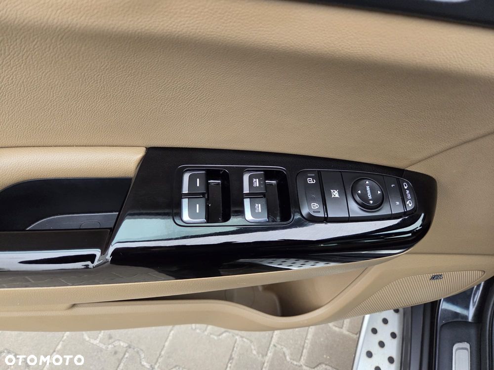 Kia Sportage 2.0 CRDI XL 4WD - 12