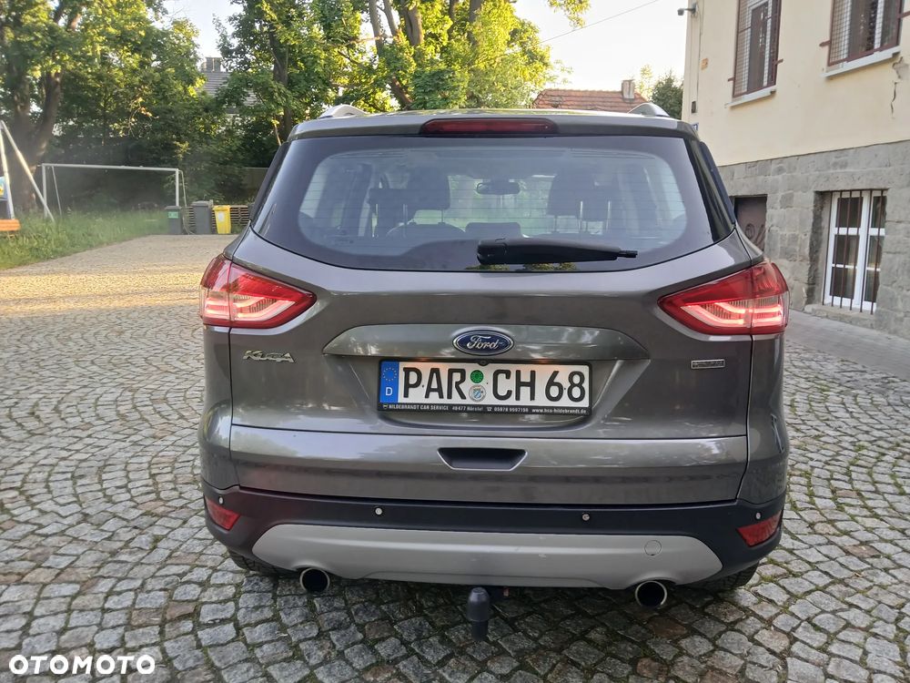 Ford Kuga 2.0 TDCi 4x4 Titanium - 10