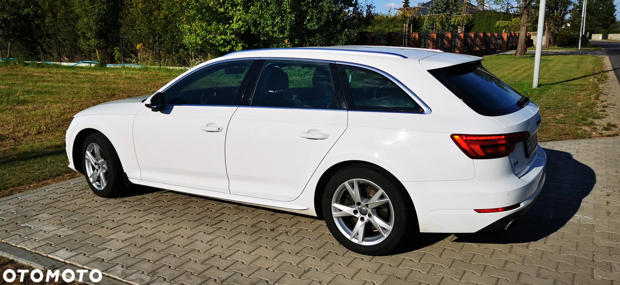 Audi A4 ver-2-0-tfsi-ultra - 2
