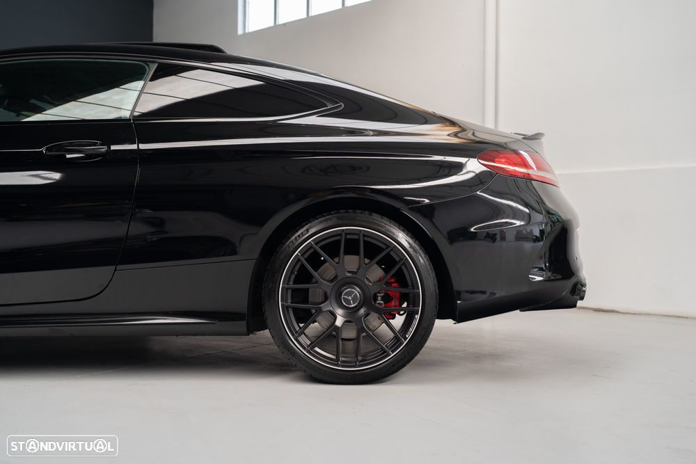 Mercedes-Benz C 43 AMG 4-Matic - 23