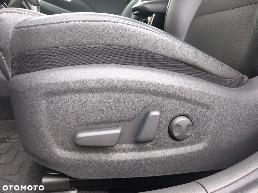 Hyundai i30 1.5 T-GDI 48V Smart DCT - 24