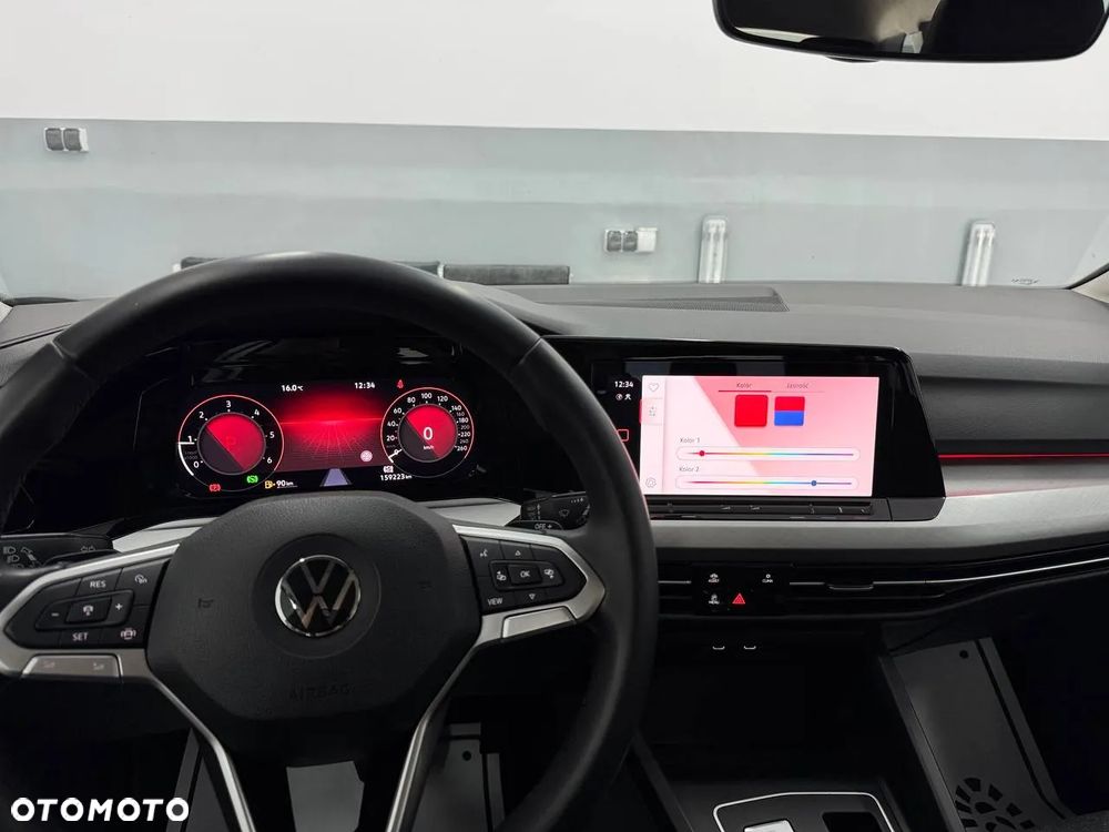 Volkswagen Golf - 21