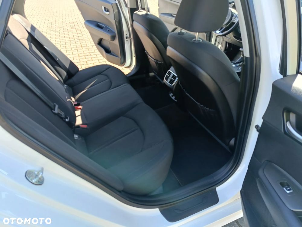 Kia Optima 1.7 CRDI DCT Business Supreme - 28