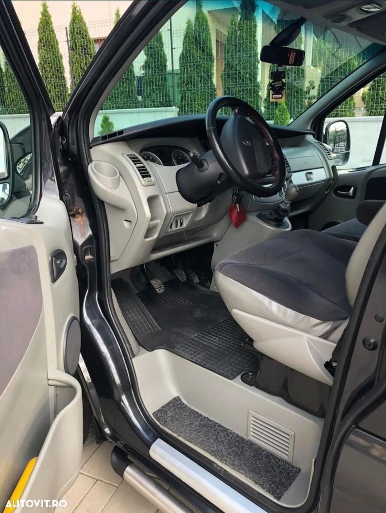 Renault Trafic 2.0 dCi 115 L1H1 - 1