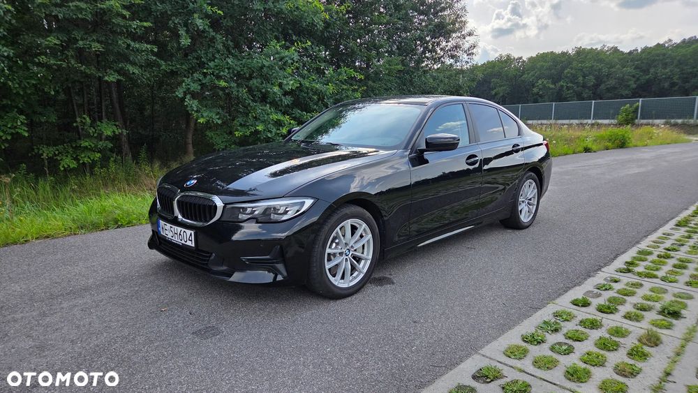 BMW Seria 3 330i - 13