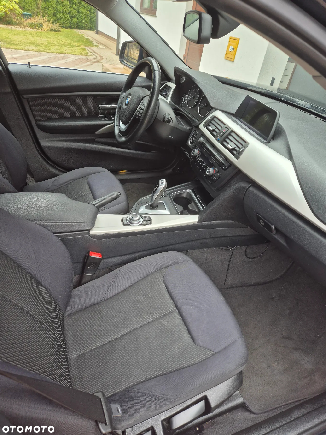 BMW Seria 3 316d Touring Sport Line - 10