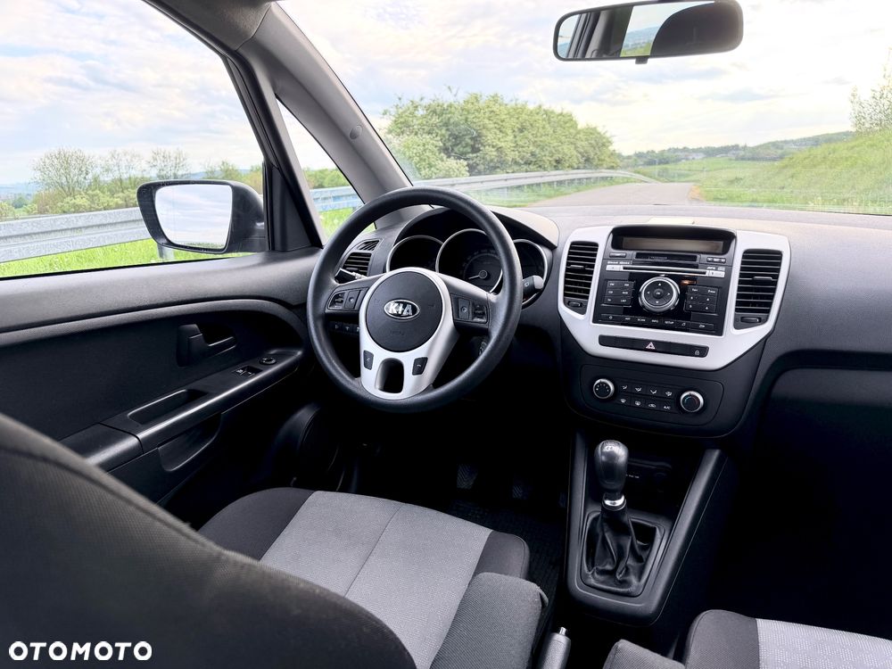 Kia Venga 1.4 L - 8