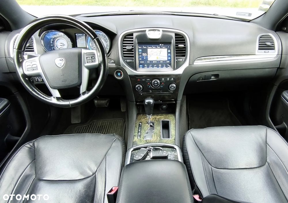 Lancia Thema 3.0 V6 CRD 24V Automatik Gold - 24