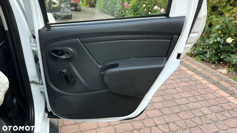 Dacia Duster 1.6 SCe Access S&S - 26