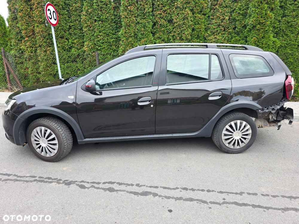 Dacia Logan TCe 90 S&S Stepway Celebration - 40