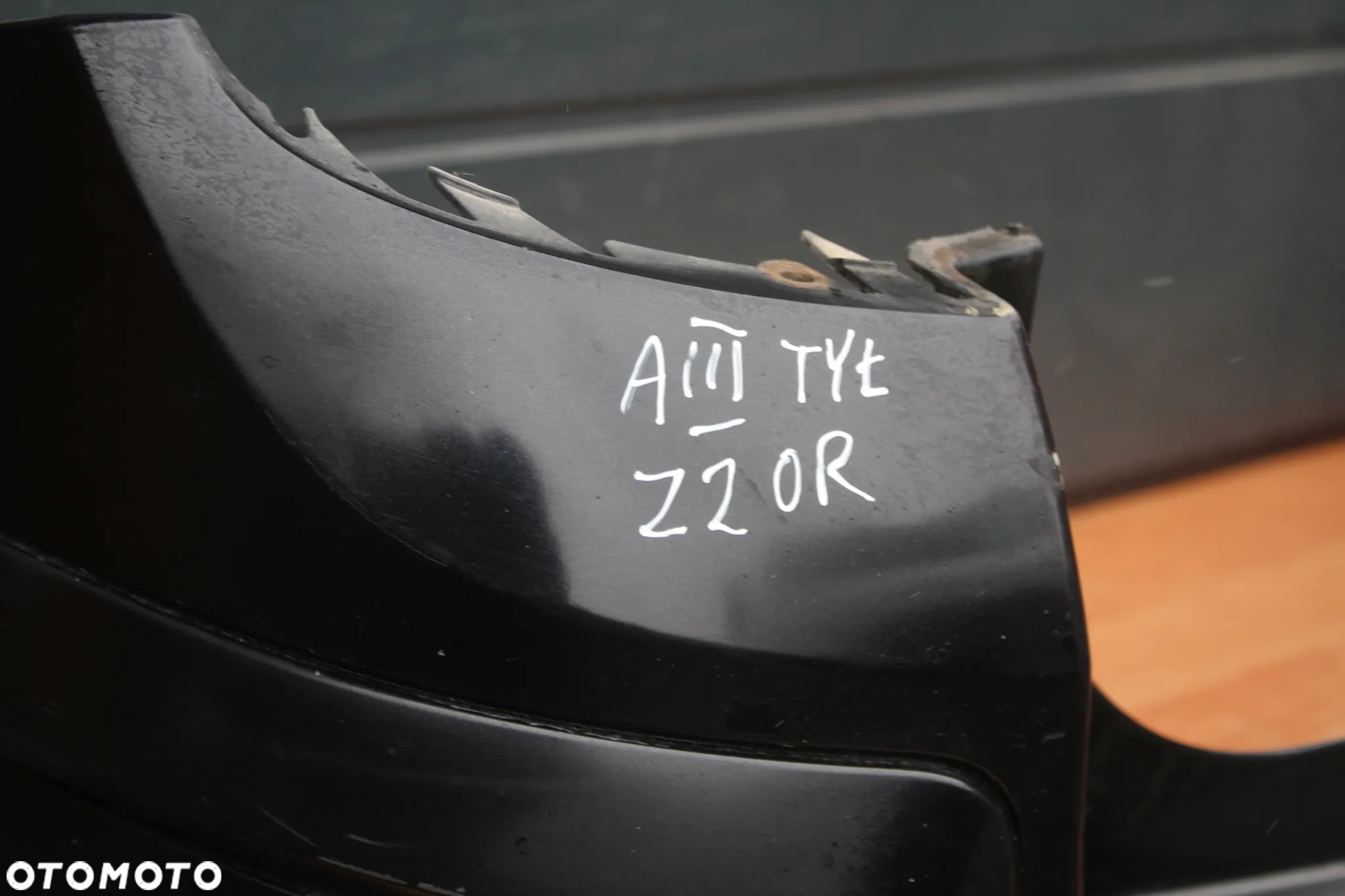 ZDERZAK TYŁ TYLNY OPEL ASTRA H KOMBI Z20R - 16