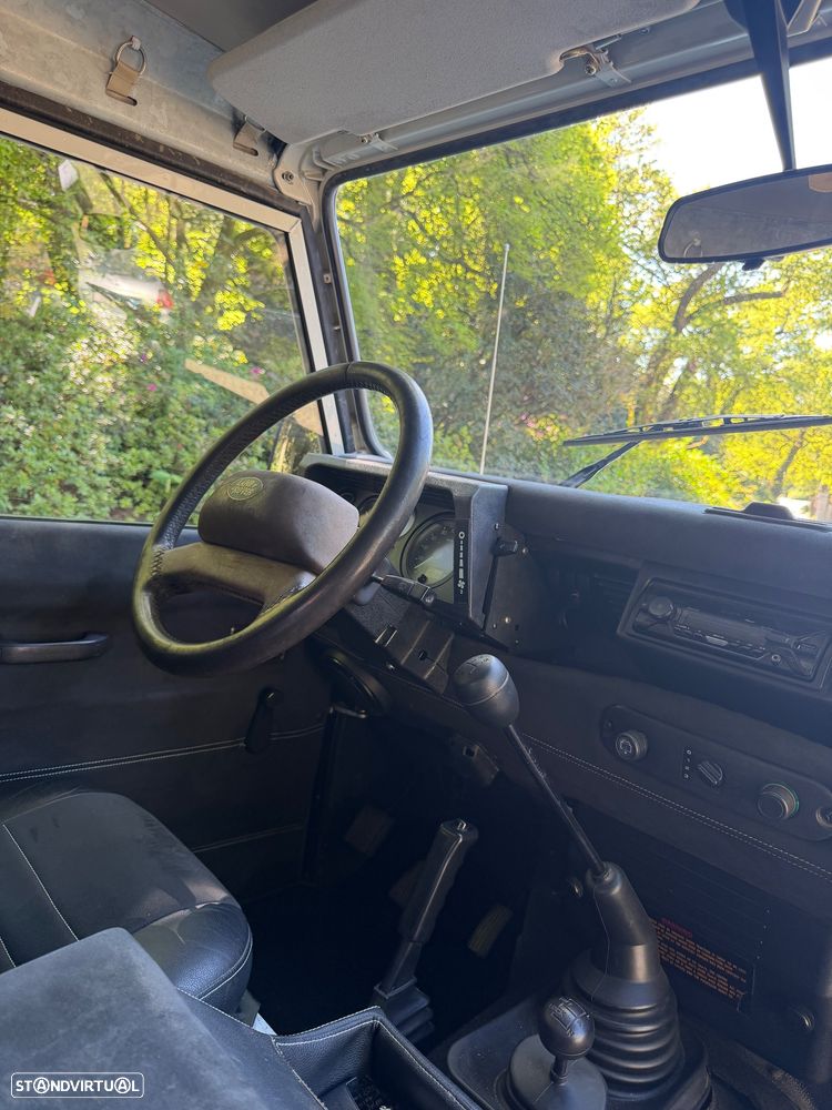 Land Rover Defender 90 2.5 Td5 Soft Top - 13