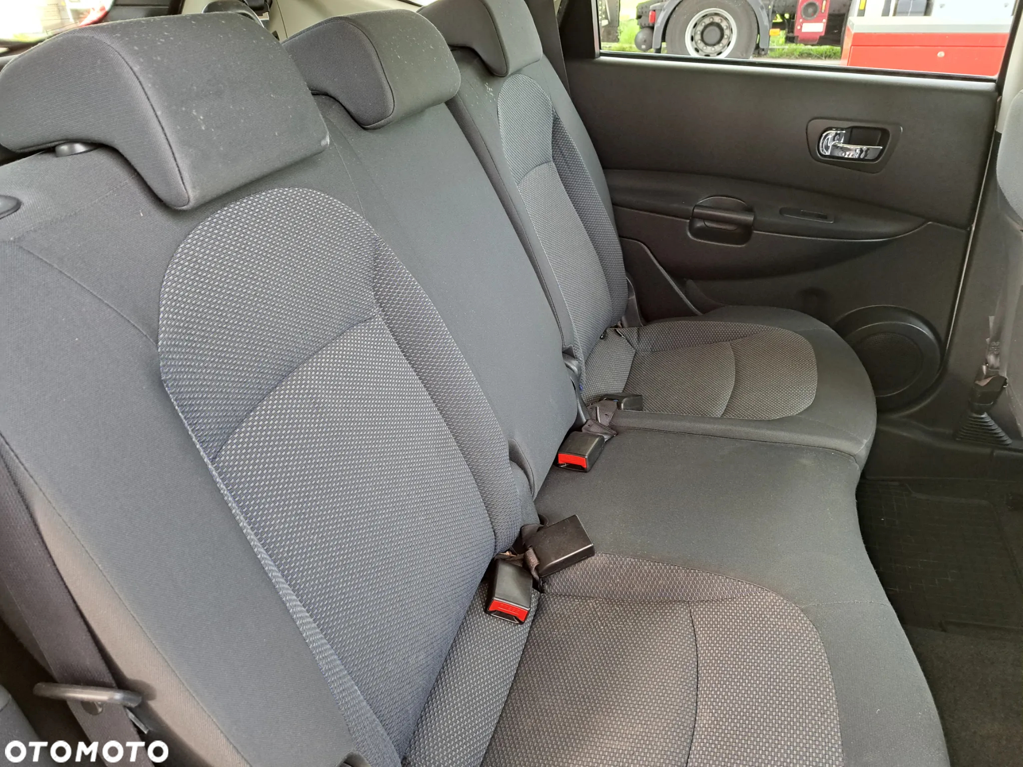 Nissan Qashqai+2 - 22