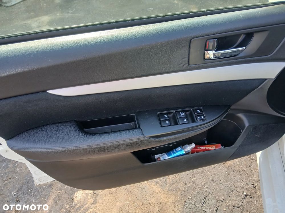 SUBARU LEGACY V 5 WAGON 37J WNĘTRZE J20 fotel fotele kanapa deska kokpit podsufitka boczek - 3