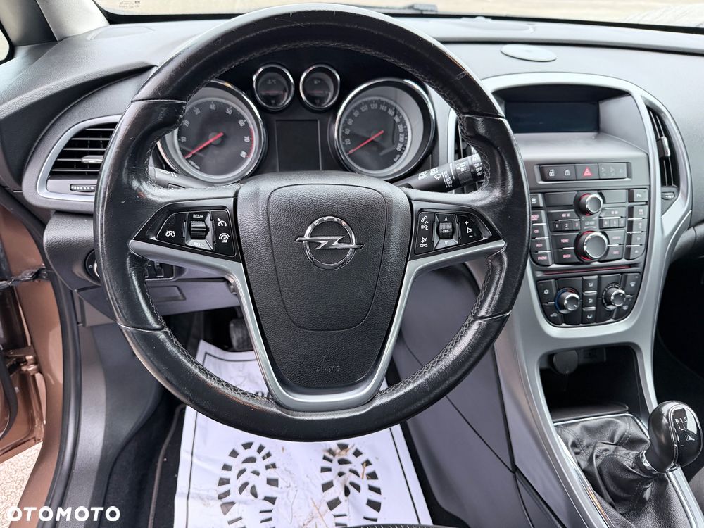 Opel Astra 1.6 Style - 19