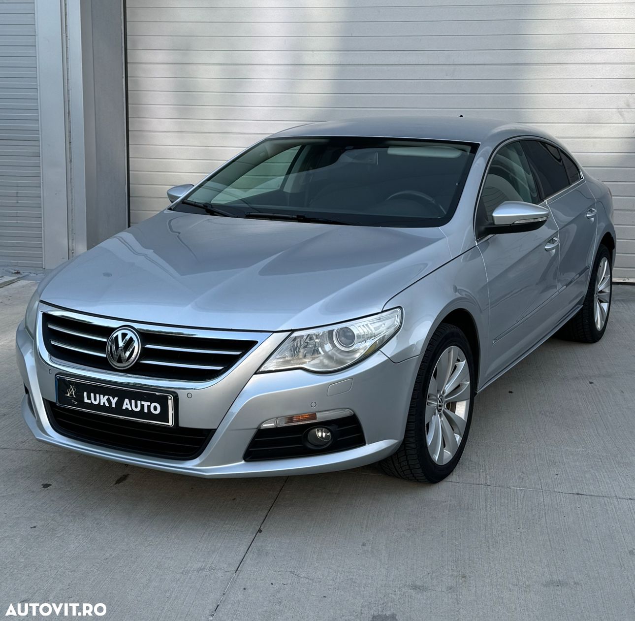 Volkswagen Passat CC - 1